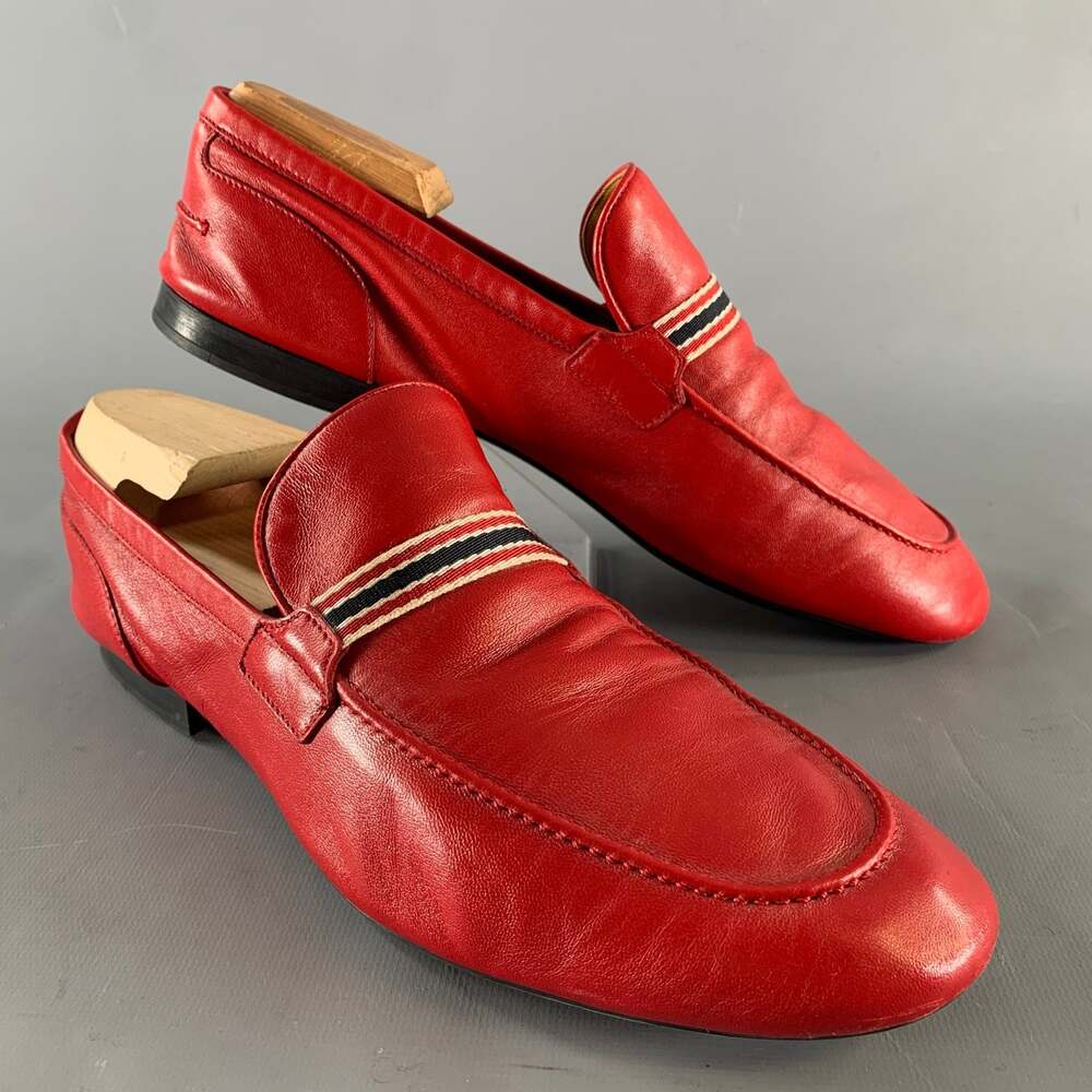 GUCCI Size 9.5 Red Solid Leather Slip On Loafers